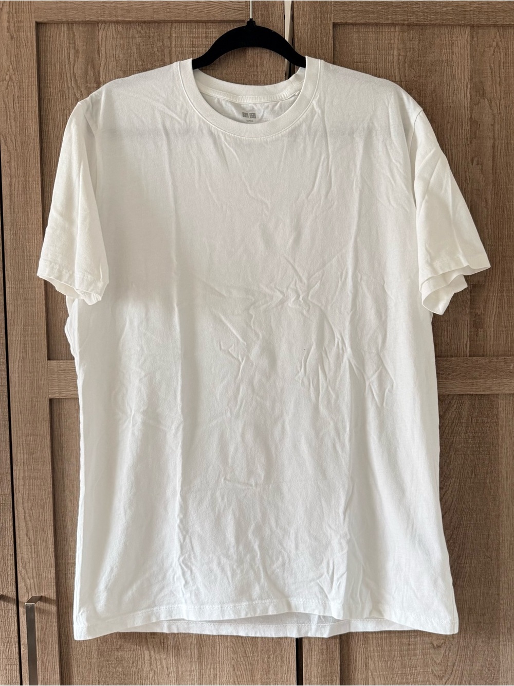 Uniqlo BRAND NEW White Short-Sleeve Cotton Crewneck T-Shirt or Undershirt SZ.LG